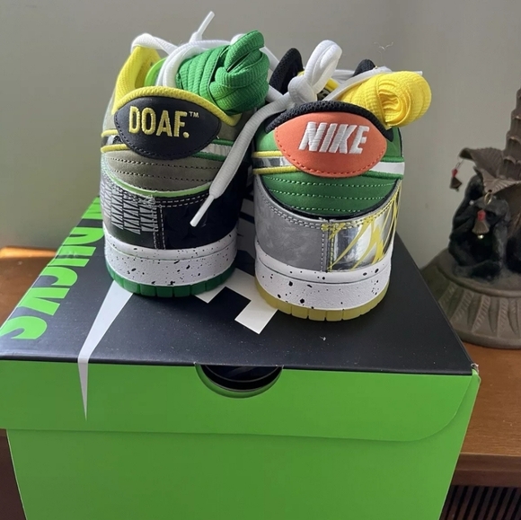 Nike Dunk PE Low What the Duck - Oregon Away PE (Ebay Authenticated) - Picture 7 of 10